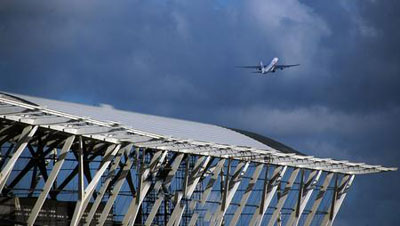 上海浦东机场二期航站楼主体将建成