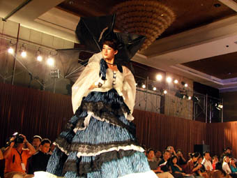 宁波服装登台国际时尚 风雨十年创品牌