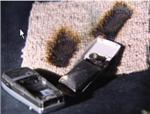 诺基亚手机电池再次爆炸起火 地毯被点燃